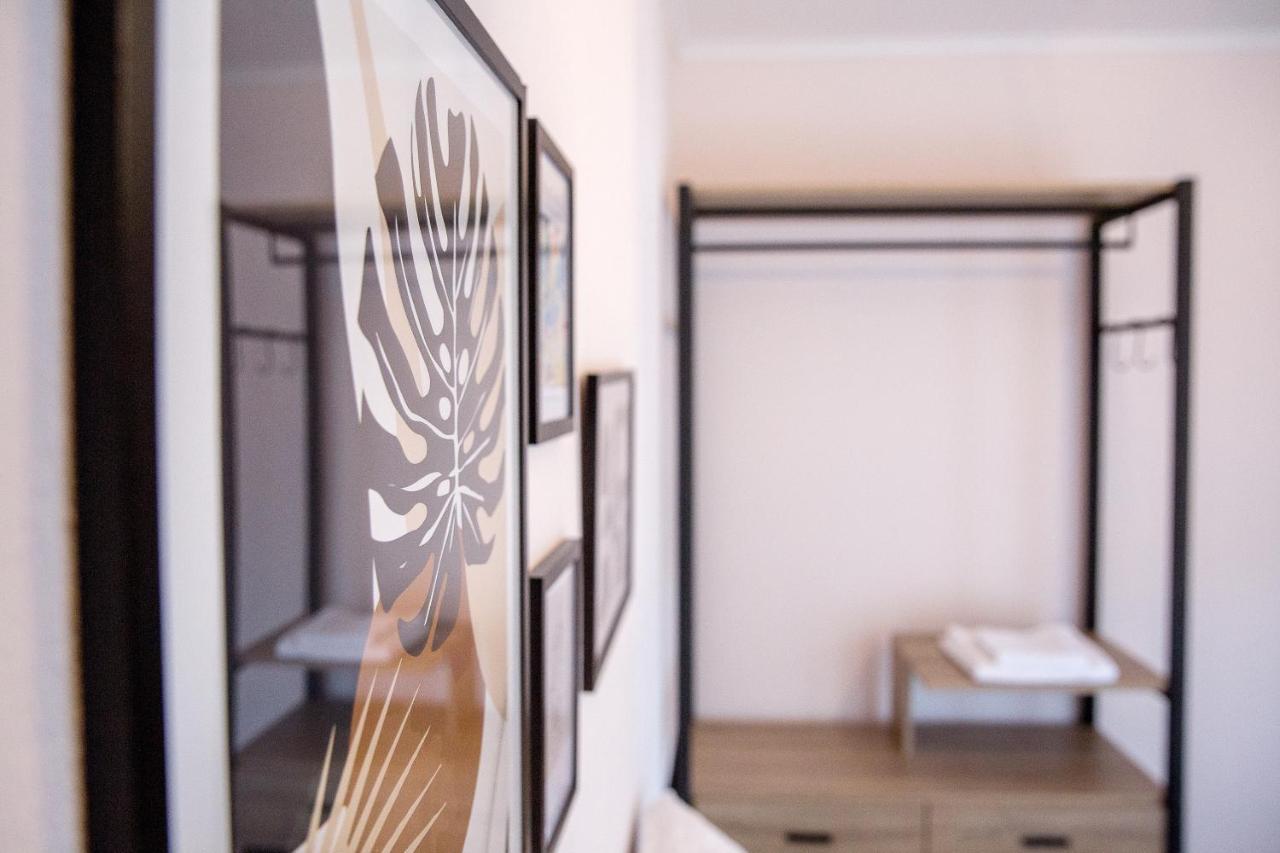 Konstantina & Evgenia Deluxe Apartment Néa Péramos المظهر الخارجي الصورة