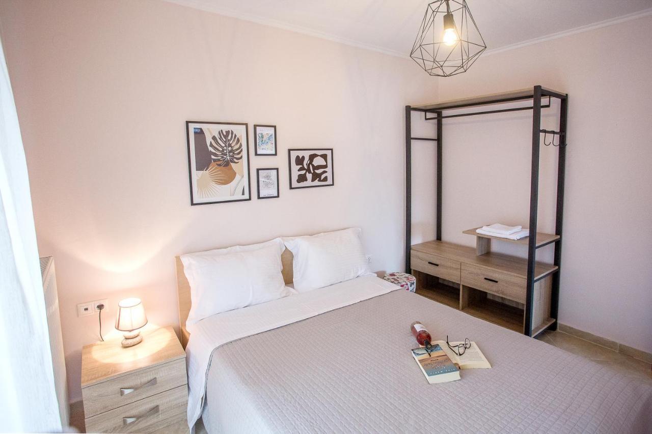 Konstantina & Evgenia Deluxe Apartment Néa Péramos المظهر الخارجي الصورة