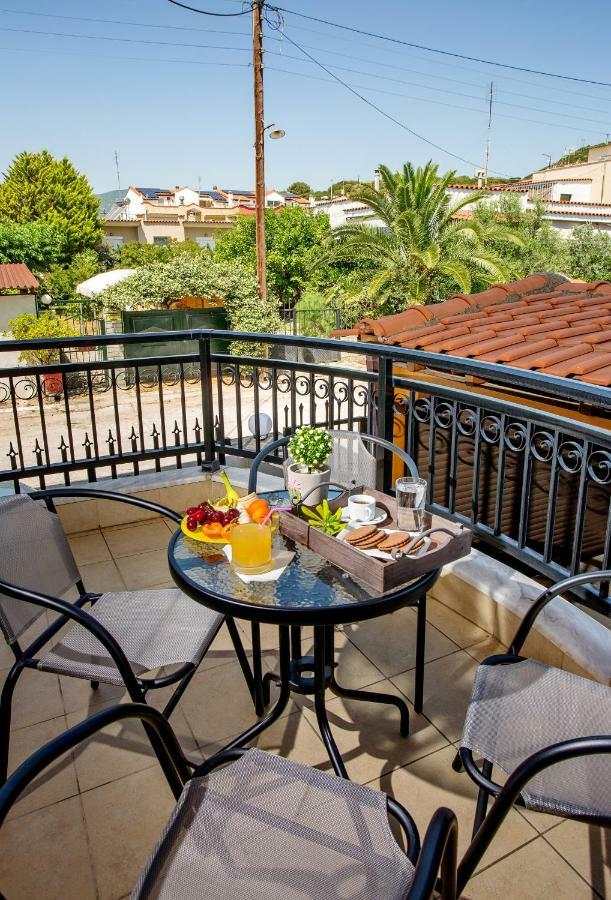 Konstantina & Evgenia Deluxe Apartment Néa Péramos المظهر الخارجي الصورة