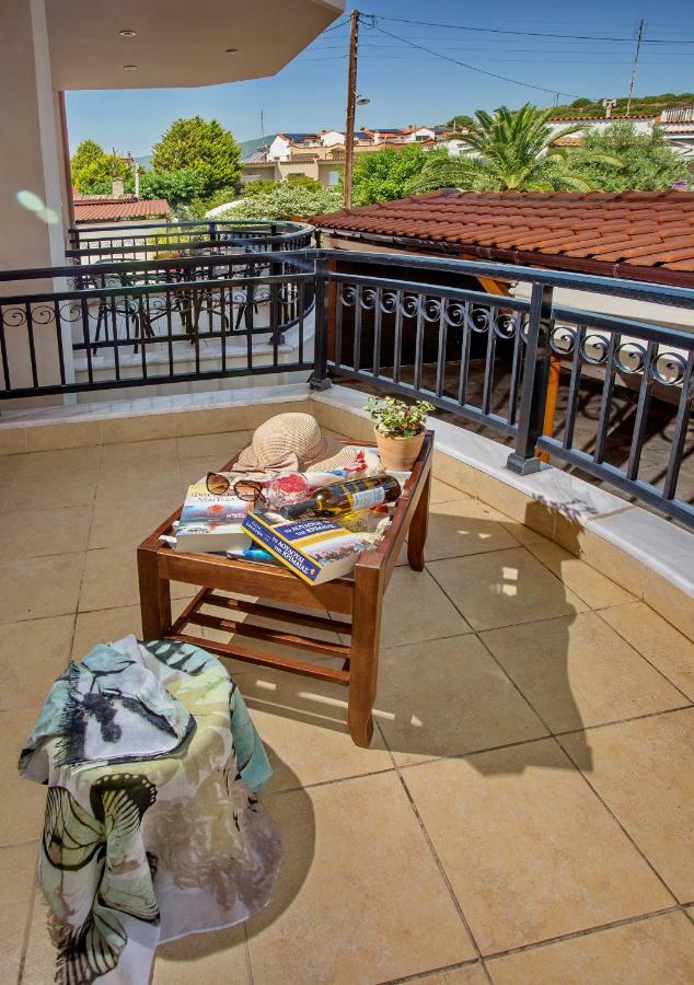 Konstantina & Evgenia Deluxe Apartment Néa Péramos المظهر الخارجي الصورة