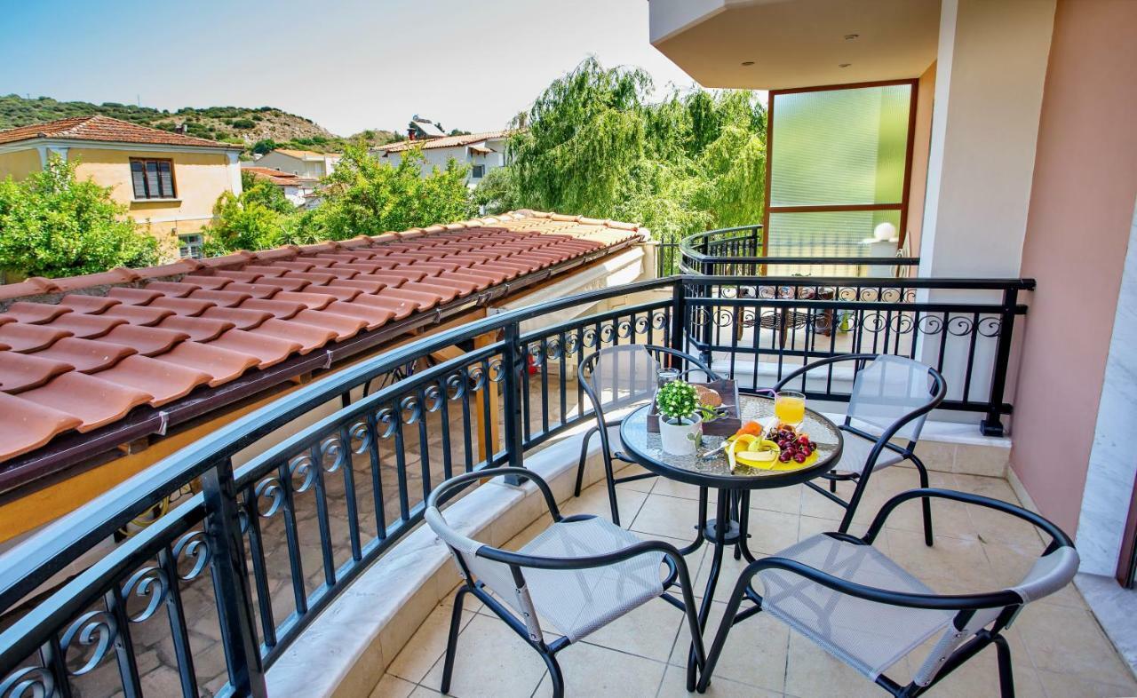 Konstantina & Evgenia Deluxe Apartment Néa Péramos المظهر الخارجي الصورة