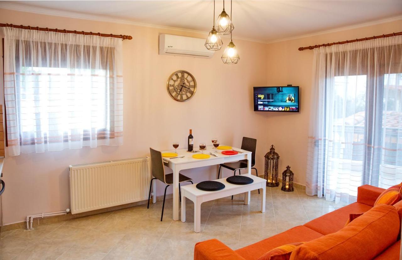 Konstantina & Evgenia Deluxe Apartment Néa Péramos المظهر الخارجي الصورة