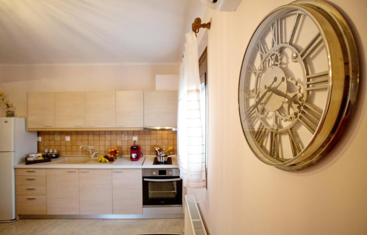 Konstantina & Evgenia Deluxe Apartment Néa Péramos المظهر الخارجي الصورة