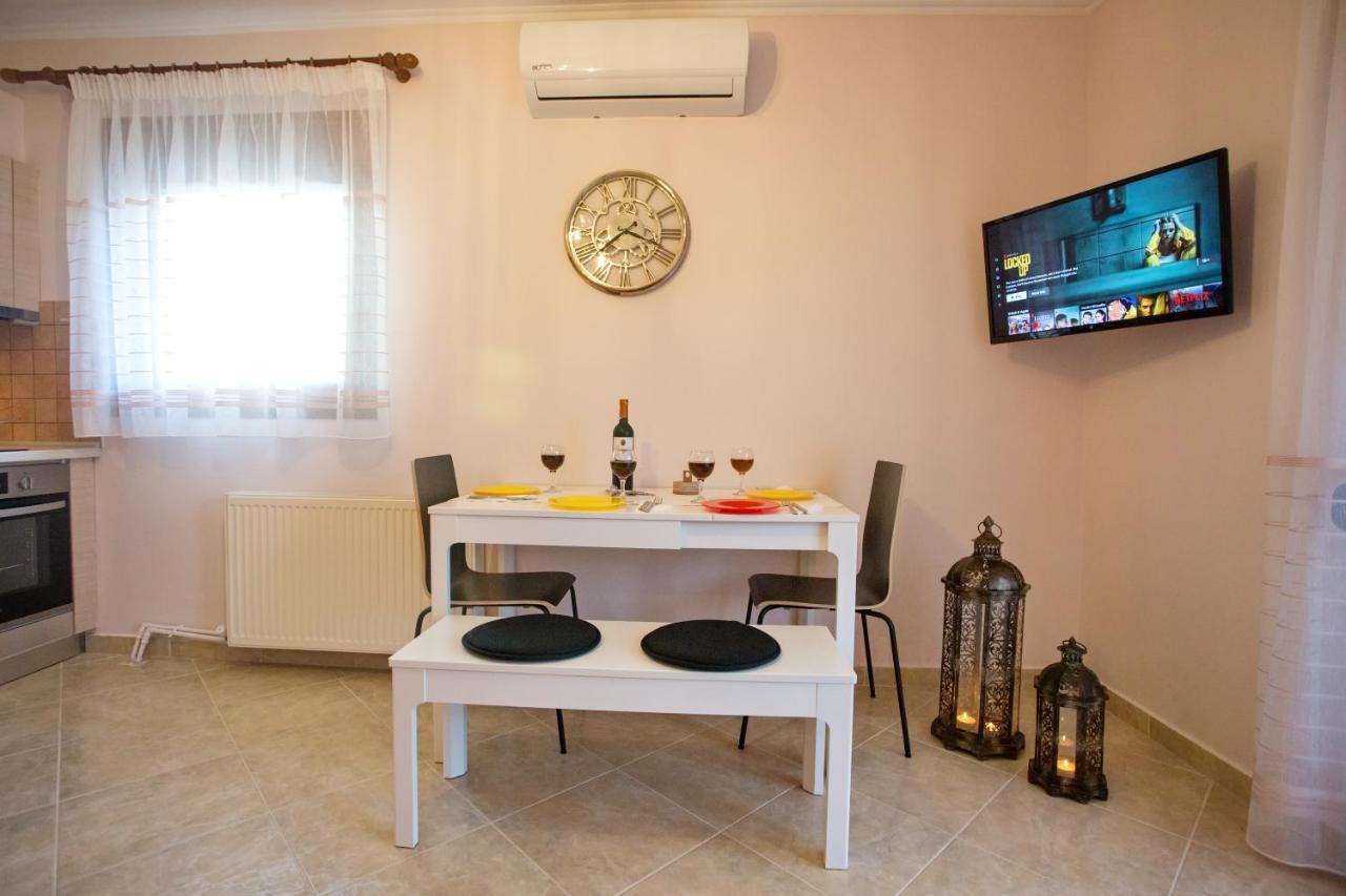 Konstantina & Evgenia Deluxe Apartment Néa Péramos المظهر الخارجي الصورة